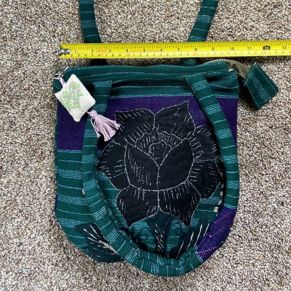 Shoulder purse. Unique. Made with mexican textiles. - Picture 3 of 5